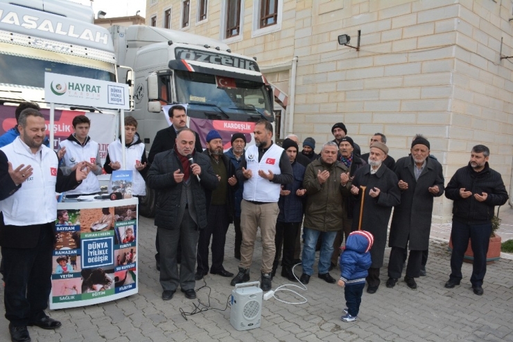 Eskişehir’den Suriye’ye 3 Tır Yardım