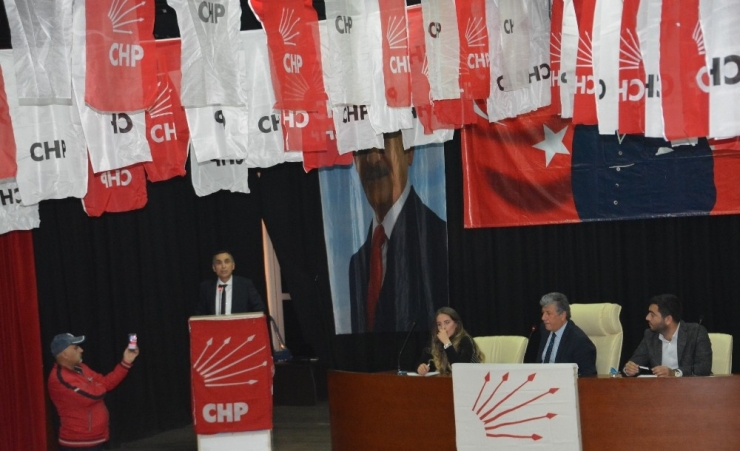 Chp Aliağa İlçe Başkanlığına Özcan Durmaz Seçildi
