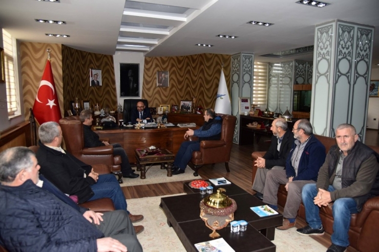 “Anzer Balından Kıymetli Balımız Var”