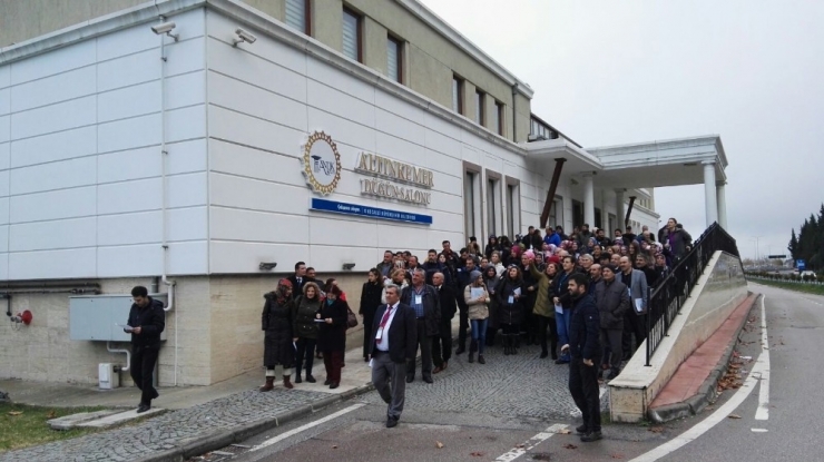 Kocaeli’de Mahallelerde “Afetlere Hazırlık Eğitimi” Sürüyor