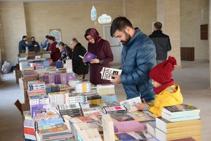 Mevlana Kitap Günleri 17 Aralık’a Kadar Sürecek