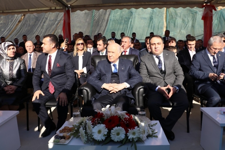 Bahçeli: “Tekrar Sesleniyorum, Kudüs İslam’dır, İffettir, İtibardır, Emanettir”