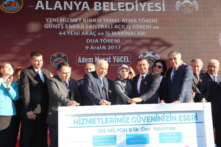 Bahçeli: “Tekrar Sesleniyorum, Kudüs İslam’dır, İffettir, İtibardır, Emanettir”