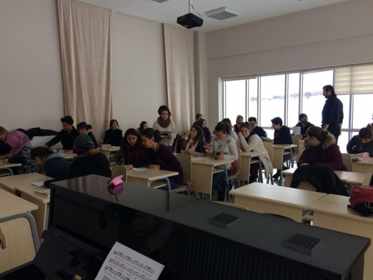 Özel Öğrenciler Üniversiteli Olma Heyecanı Yaşadı