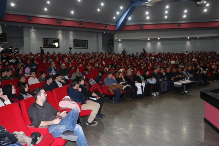 Öğrencilere Yeni Dönem Sınav Sistemi Anlatıldı