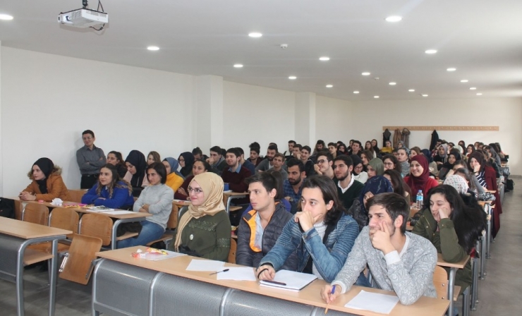 Mondelez International Yöneticilerinden Saü’lü Öğrencilere Seminer