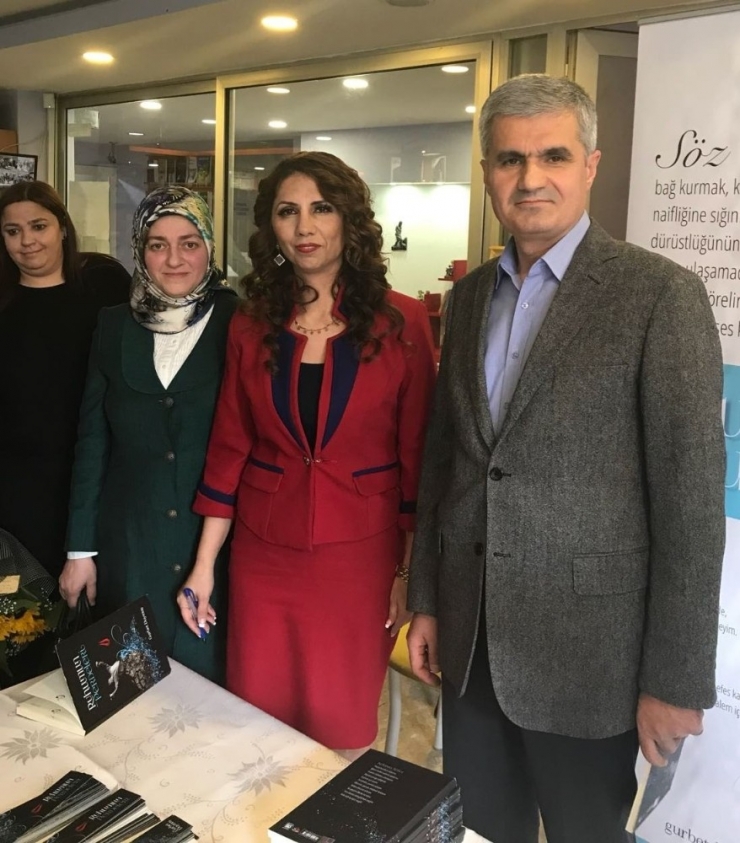 Edebiyat Öğretmeninden "Ruhumun Perdeleri"