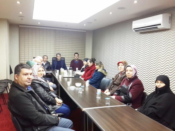 Ak Parti, Cumhuriyet Mahallesi Danışma Meclisi Toplantısını Yaptı