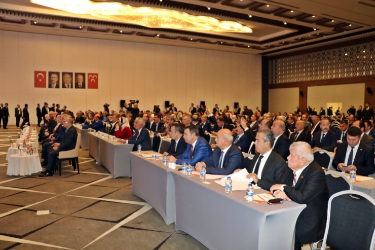 Bahçeli’nin Belediye Başkanlarıyla Toplantısı Sürüyor