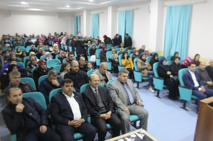 Osmaneli’de ’Peygamber Efendimizi Anma Programı’ Düzenlendi