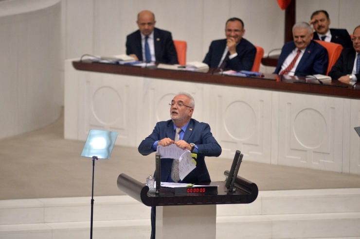 Ak Parti Grup Başkan Vekili Elitaş Kürsüde Chp’nin Dağıttığı Belgeleri Yırttı