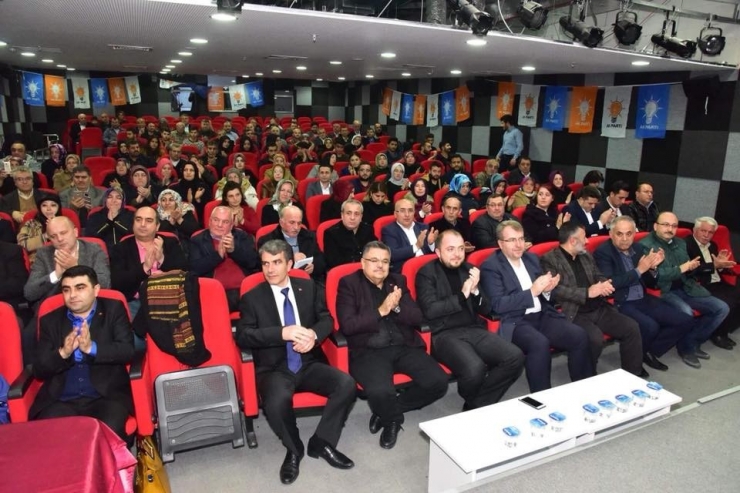 Başkan Yağcı, Ak Parti Merkez İlçe Danışma Toplantısı’na Katıldı