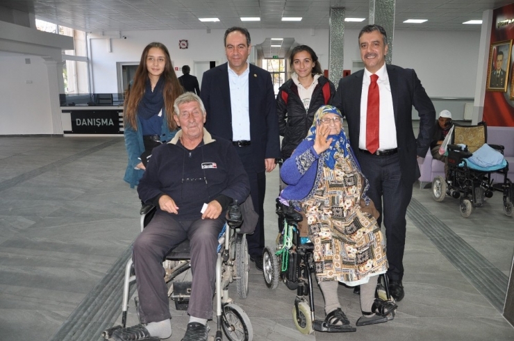 Tümer: “Huzurevleri, Rehabilitasyon Merkezlerinden Ayrılmalıdır”