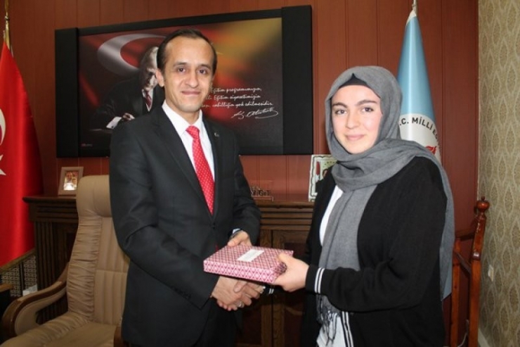 Sungurlu Başarılı Öğrenciler Ödüllendirildi