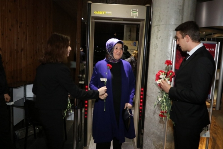 Eyüpsultan’da "Milli Mücadelenin Cesur Ve Kayıp Kadınları” Galası Yapıldı