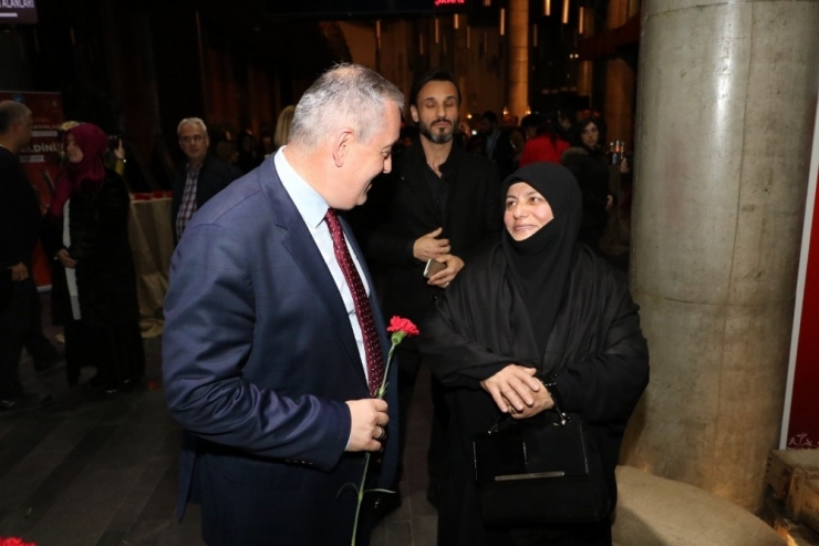 Eyüpsultan’da "Milli Mücadelenin Cesur Ve Kayıp Kadınları” Galası Yapıldı