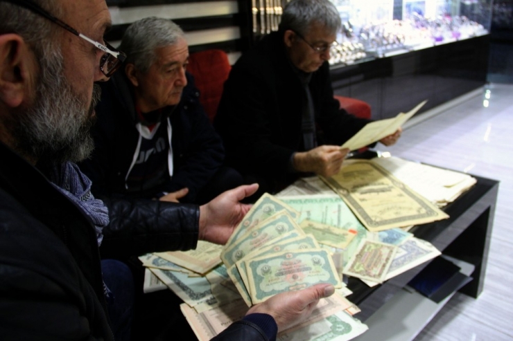 Her Şey 30 Yıl Önce Eski Belge Toplama Merakı İle Başladı