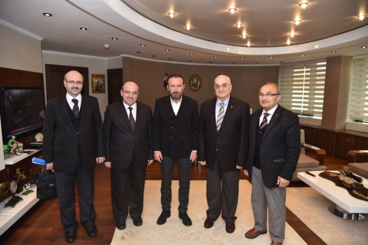 Başkan Doğan’ın Ziyaretçi Yoğunluğu Azalmıyor