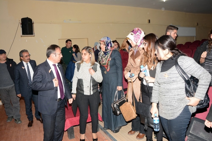 Çatak’ta Kadına Yönelik Şiddetle Mücadele Semineri Düzenlendi