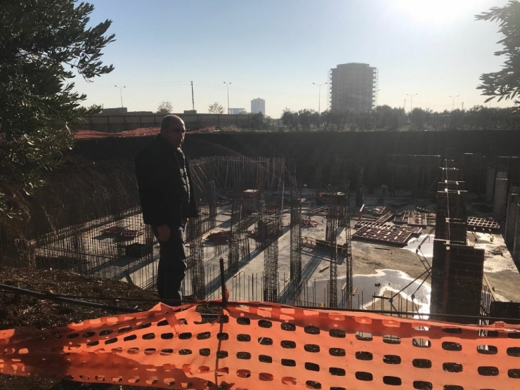 Başkan Kara Yapımı Devam Eden Belediye Hizmet İncelemelerde Bulundu