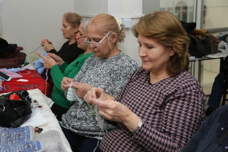 Kadınların Örgü Keyfi