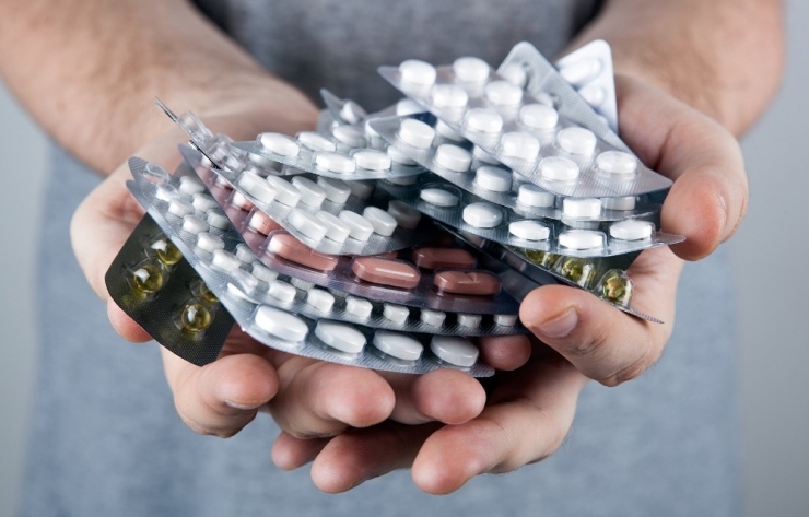 “Bilinçsiz İlaç Kullanımı Savunma Sistemini Çökertiyor”