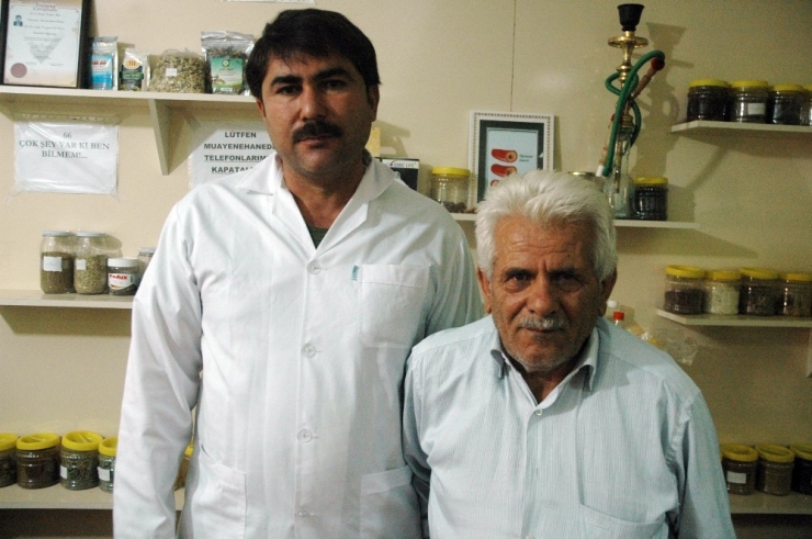 Felçli Hasta 24 Yıl Sonra İlk Defa Yürüdü