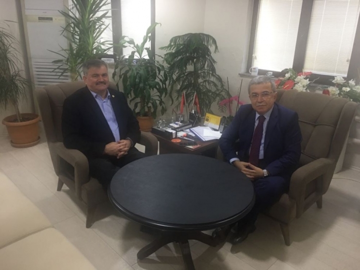 Çaturoğlu, Zonguldak’ta Bir Dizi Ziyaretlerde Bulundu