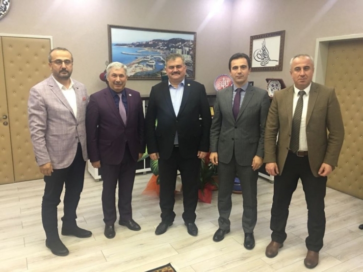 Çaturoğlu, Zonguldak’ta Bir Dizi Ziyaretlerde Bulundu