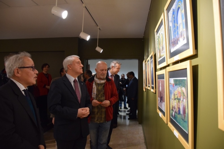 Edebiyat Fakültesi Sergi Salonu Açıldı