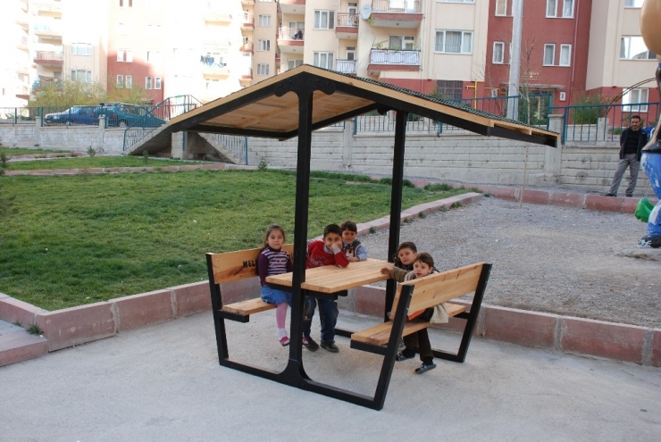 Melikgazi Belediyesi Tse Belgeli Kamelya Ve Çöp Sepeti Alacak