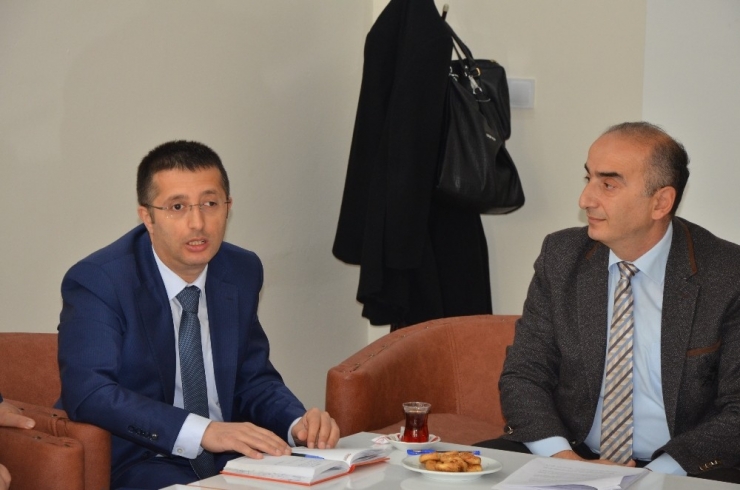 Ancaza: "Gençlerimiz Meslek Seçerken Çok Kararsız"