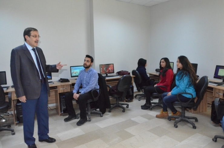 Palandöken Belediyesi Recep Tayyip Erdoğan Kültür Ve Spor Kompleksi Adeta Okul Gibi