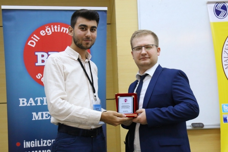 Saü’de ‘Malzeme Bilimi Ve Sanayi’ Konuşuldu