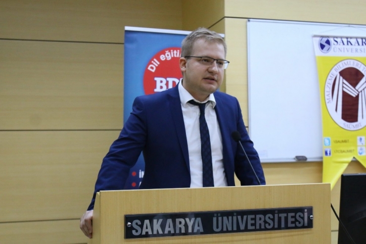 Saü’de ‘Malzeme Bilimi Ve Sanayi’ Konuşuldu