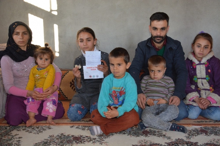 Bağış Yaparken Yazdığı Notla Herkesi Duygulandıran Öğrenci Konuştu