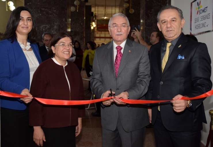 Somet Zihinsel Gelişim Derneği’nin “Sevgi Resim Ve El İşi Sergisi” Esogü’de Açıldı