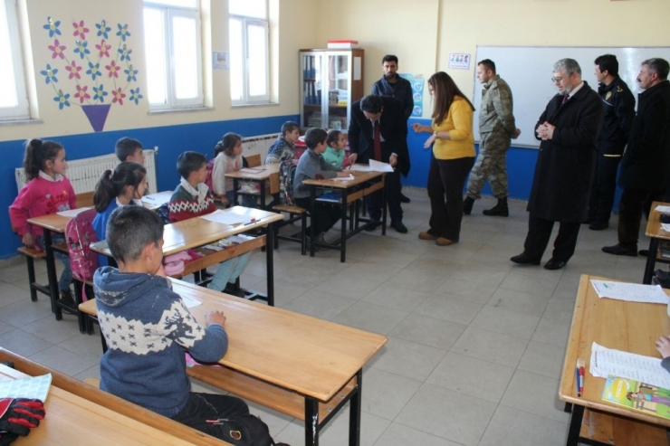 Kaymakam Dundar’dan Okul Ziyareti