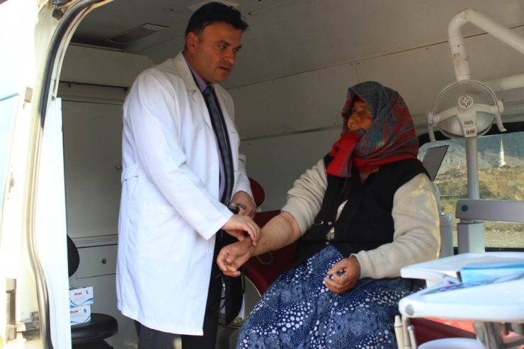 Roman Mahallesinde Sağlık Taraması