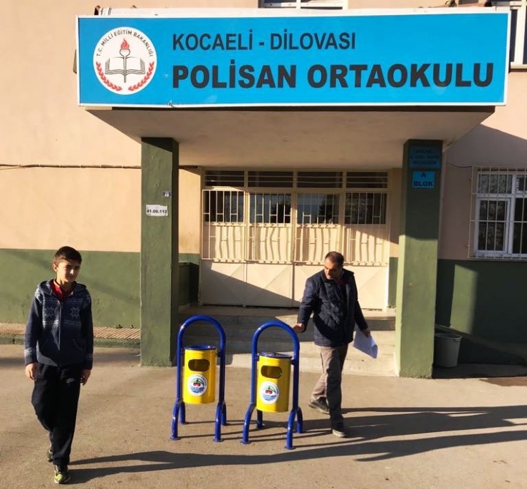 Dilovası’nda Çöp Konteynerleri Yenileniyor