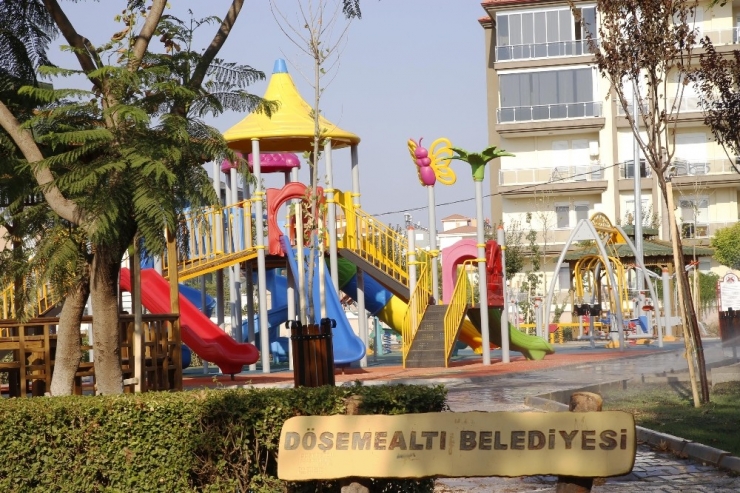 Döşemealtı Belediyesi’nden 52 Yeni Nesil Park, 169 Bin Metre Yeşil Alan