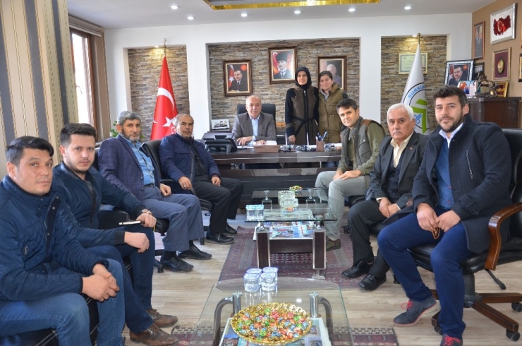 Dursunbey Ak Parti, Başkan Bahçavan’ı Ziyaret Etti