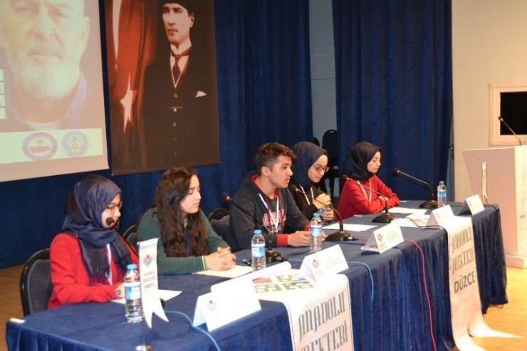 Hikayemizin Yarım Asırlık Sesi Kapanış Paneli Yapıldı