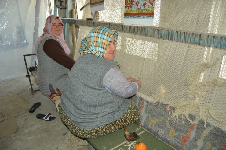 Zahmeti Çok Parası Az