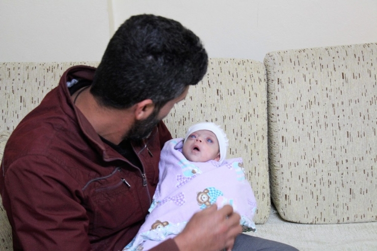 Minik "İkranur" Görmek İçin Destek Bekliyor