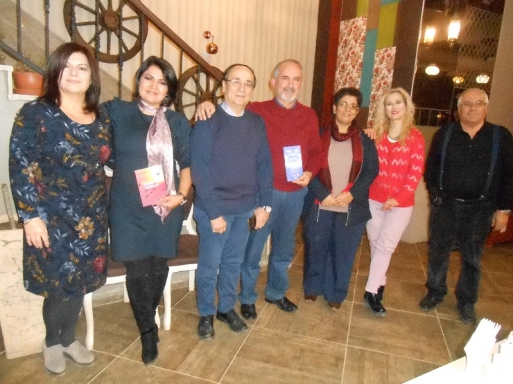 Mehmet Sadık Bozkurt’tan ’Esprili Şiir Ve Türkü Dinletisi’