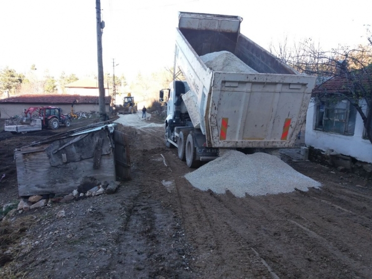 İnönü Fen İşleri Ekipleri Kaya Sokakta