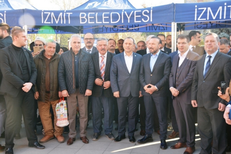 Arakan’daki İnsanlık Dramı Fotoğraf Karelerinde