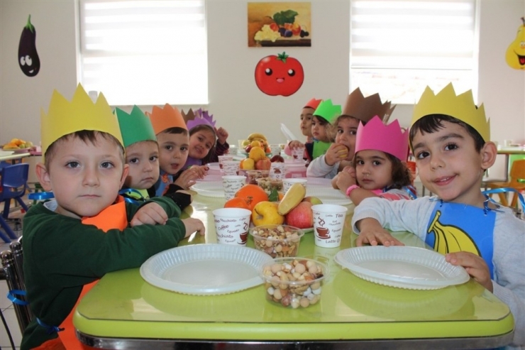 Minik Kardelenler "Yerli Malı Haftasını" Kutladı