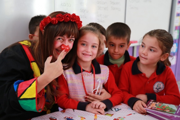 Alanya Belediyesi, Kırsaldaki Çocukları Tiyatroyla Buluşturuyor